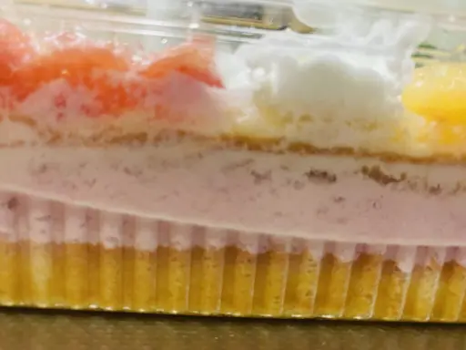 グレープフルーツスコップケーキ　断層