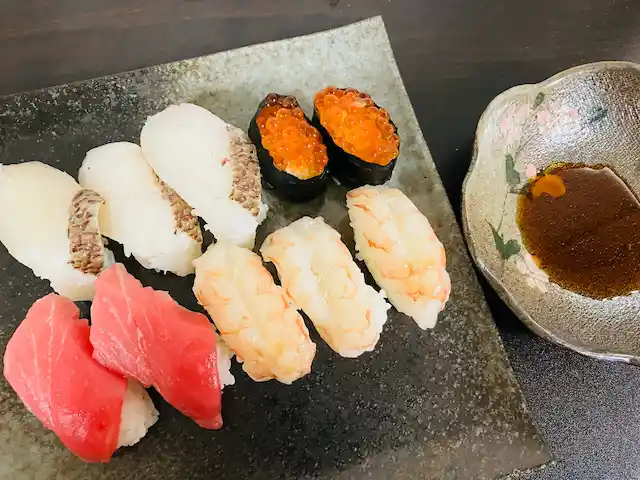 華やか4種握り寿司